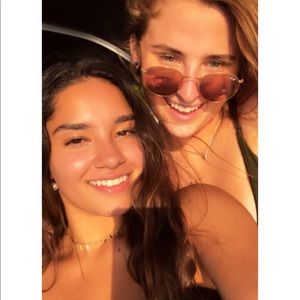 Meet your Posher, Regina